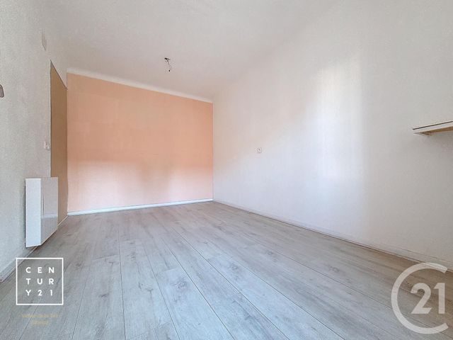 Appartement Autre à louer - 5 pièces - 100.0 m2 - TOULOUGES - 66 - LANGUEDOC-ROUSSILLON - Century 21 Vallée De La Têt