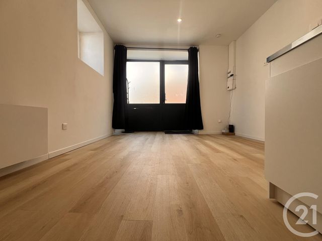 Appartement F1 à louer - 1 pièce - 17.0 m2 - ILLE SUR TET - 66 - LANGUEDOC-ROUSSILLON - Century 21 Vallée De La Têt