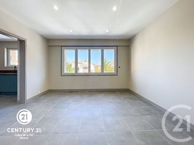 Appartement T3 à louer - 3 pièces - 61.75 m2 - PERPIGNAN - 66 - LANGUEDOC-ROUSSILLON - Century 21 Vallée De La Têt