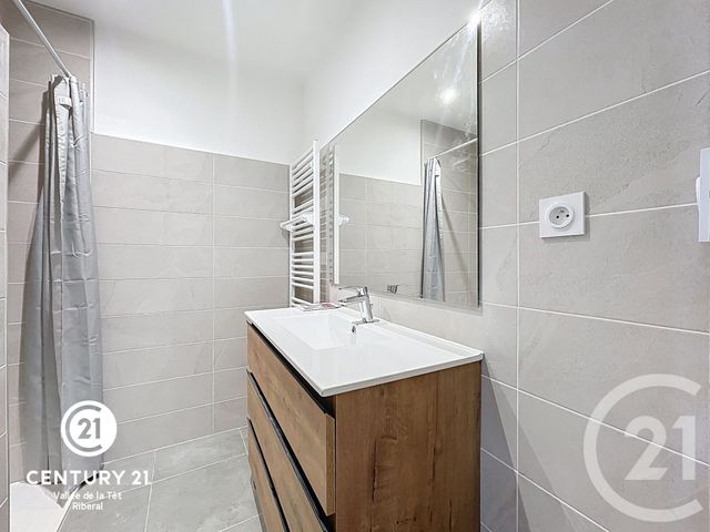 Appartement T3 à louer - 3 pièces - 61.75 m2 - PERPIGNAN - 66 - LANGUEDOC-ROUSSILLON - Century 21 Vallée De La Têt
