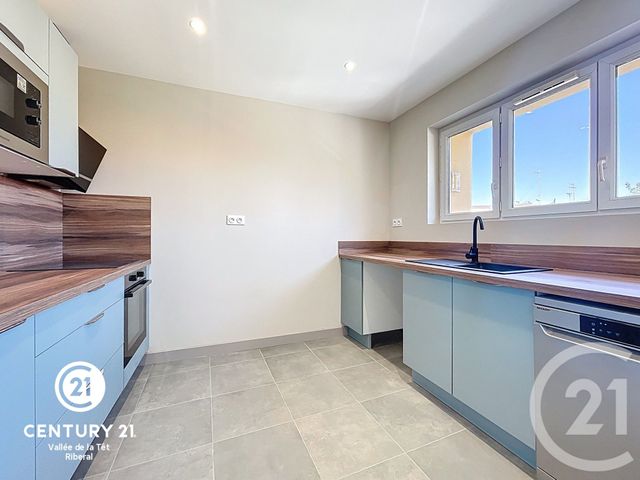 Appartement T3 à louer - 3 pièces - 61.75 m2 - PERPIGNAN - 66 - LANGUEDOC-ROUSSILLON - Century 21 Vallée De La Têt