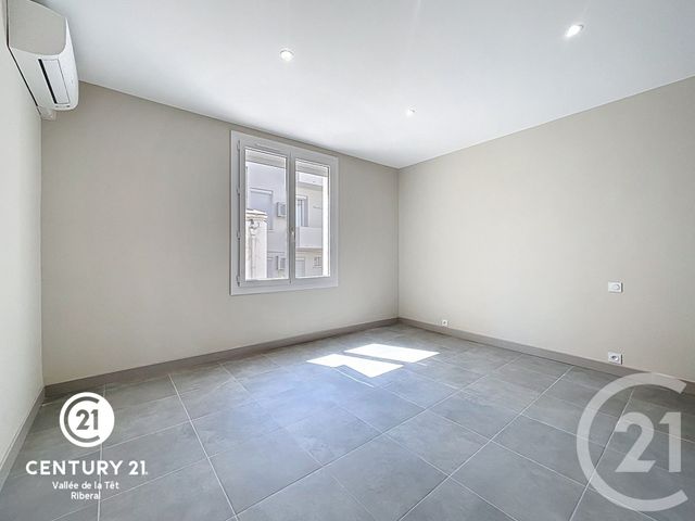 Appartement T3 à louer - 3 pièces - 61.75 m2 - PERPIGNAN - 66 - LANGUEDOC-ROUSSILLON - Century 21 Vallée De La Têt