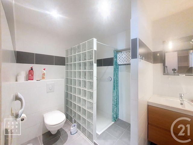 maison à louer - 3 pièces - 85.0 m2 - PEZILLA LA RIVIERE - 66 - LANGUEDOC-ROUSSILLON - Century 21 Vallée De La Têt