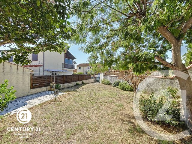 maison à louer - 4 pièces - 93.09 m2 - ST ESTEVE - 66 - LANGUEDOC-ROUSSILLON - Century 21 Vallée De La Têt