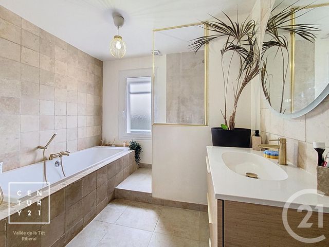 maison à vendre - 4 pièces - 93.0 m2 - ST ESTEVE - 66 - LANGUEDOC-ROUSSILLON - Century 21 Vallée De La Têt