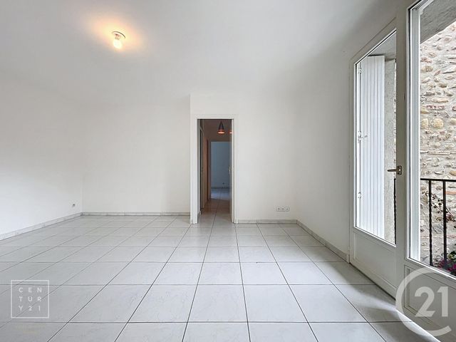 Appartement F2 à louer - 2 pièces - 71.0 m2 - ILLE SUR TET - 66 - LANGUEDOC-ROUSSILLON - Century 21 Vallée De La Têt