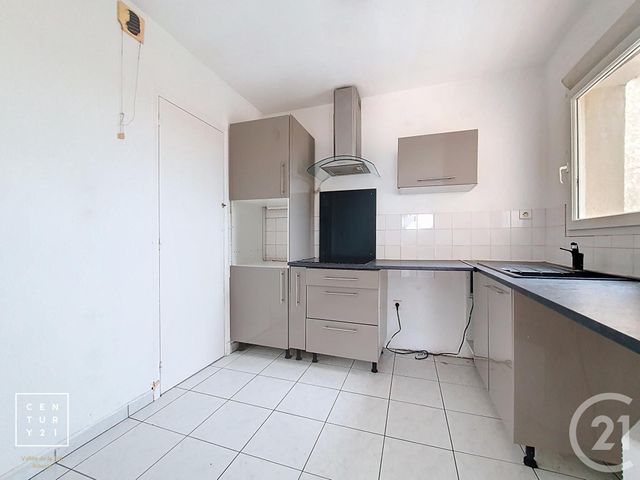 Appartement F2 à louer - 2 pièces - 49.74 m2 - ST ESTEVE - 66 - LANGUEDOC-ROUSSILLON - Century 21 Vallée De La Têt