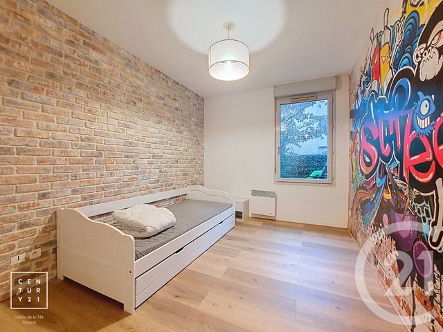 Appartement F4 à louer - 4 pièces - 92.96 m2 - ST ESTEVE - 66 - LANGUEDOC-ROUSSILLON - Century 21 Vallée De La Têt