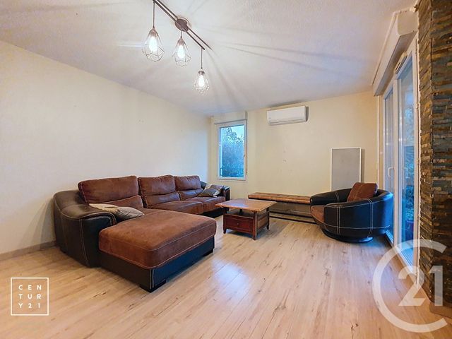 Appartement F4 à louer - 4 pièces - 92.96 m2 - ST ESTEVE - 66 - LANGUEDOC-ROUSSILLON - Century 21 Vallée De La Têt