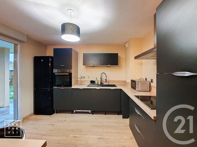 Appartement F4 à louer - 4 pièces - 92.96 m2 - ST ESTEVE - 66 - LANGUEDOC-ROUSSILLON - Century 21 Vallée De La Têt