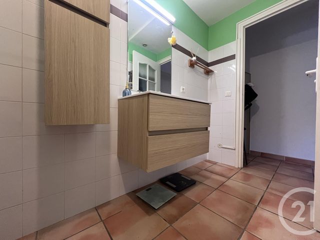 Appartement F3 à louer - 3 pièces - 100.0 m2 - TOULOUGES - 66 - LANGUEDOC-ROUSSILLON - Century 21 Vallée De La Têt