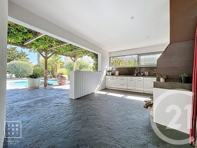 maison à vendre - 5 pièces - 180.0 m2 - ST FELIU D AVALL - 66 - LANGUEDOC-ROUSSILLON - Century 21 Vallée De La Têt