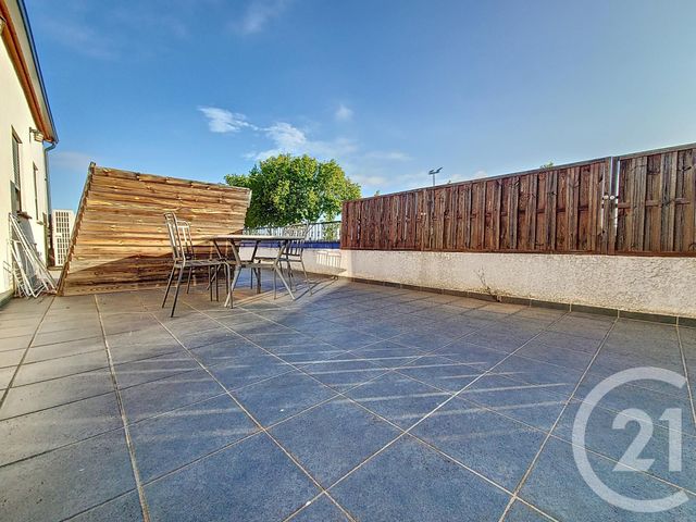 Appartement F4 à louer - 4 pièces - 103.0 m2 - TOULOUGES - 66 - LANGUEDOC-ROUSSILLON - Century 21 Vallée De La Têt