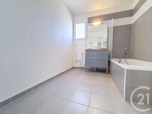maison à louer - 3 pièces - 72.0 m2 - TOULOUGES - 66 - LANGUEDOC-ROUSSILLON - Century 21 Vallée De La Têt