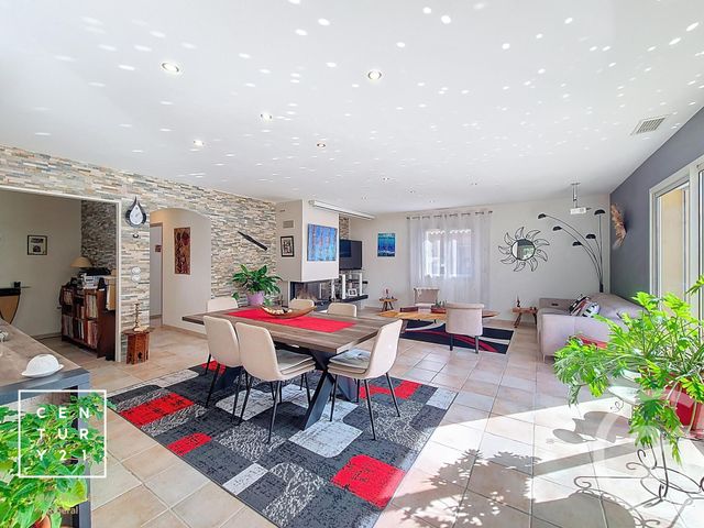 maison à vendre - 5 pièces - 135.0 m2 - LATOUR DE FRANCE - 66 - LANGUEDOC-ROUSSILLON - Century 21 Vallée De La Têt