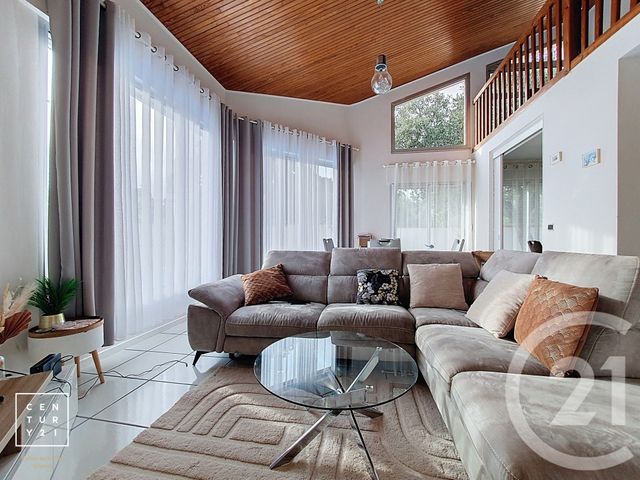 maison à vendre - 7 pièces - 166.0 m2 - ST ESTEVE - 66 - LANGUEDOC-ROUSSILLON - Century 21 Vallée De La Têt