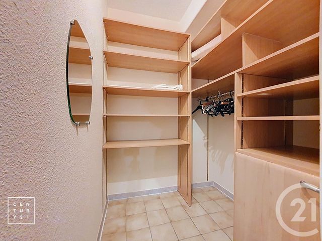 Appartement F3 à louer - 3 pièces - 61.34 m2 - PERPIGNAN - 66 - LANGUEDOC-ROUSSILLON - Century 21 Vallée De La Têt