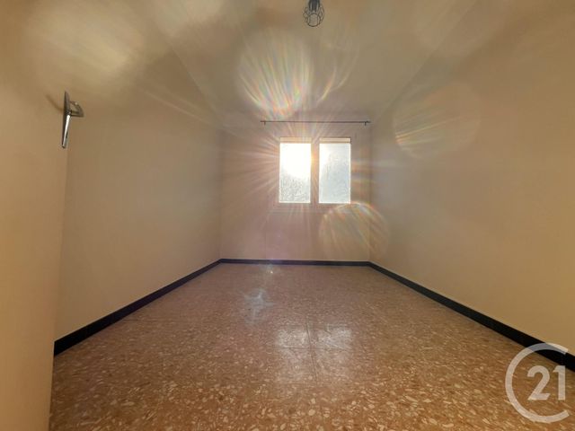 maison à louer - 5 pièces - 139.0 m2 - PERPIGNAN - 66 - LANGUEDOC-ROUSSILLON - Century 21 Vallée De La Têt