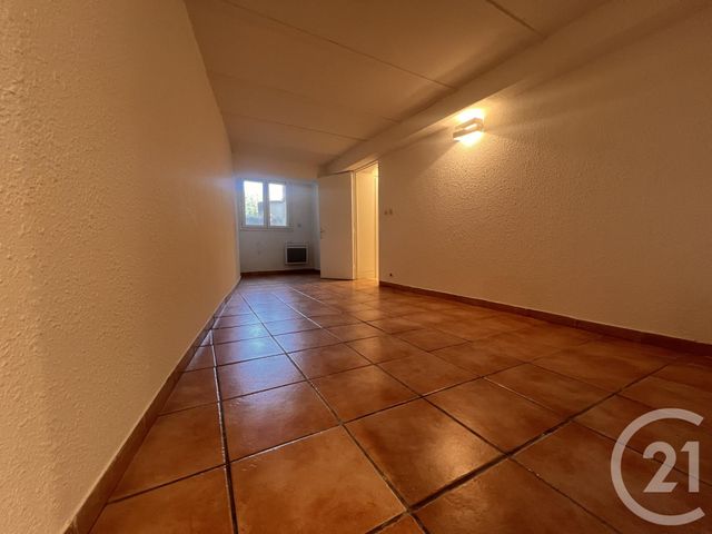 Appartement F2 à louer - 2 pièces - 54.0 m2 - PERPIGNAN - 66 - LANGUEDOC-ROUSSILLON - Century 21 Vallée De La Têt