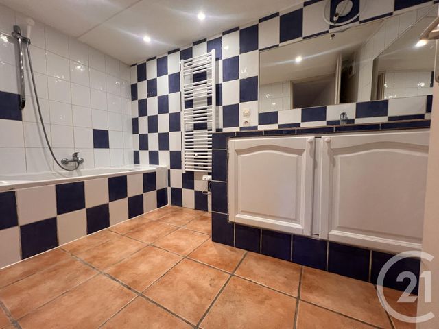 Appartement F2 à louer - 2 pièces - 54.0 m2 - PERPIGNAN - 66 - LANGUEDOC-ROUSSILLON - Century 21 Vallée De La Têt