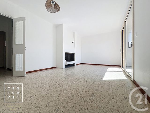 maison à louer - 3 pièces - 72.0 m2 - ILLE SUR TET - 66 - LANGUEDOC-ROUSSILLON - Century 21 Vallée De La Têt