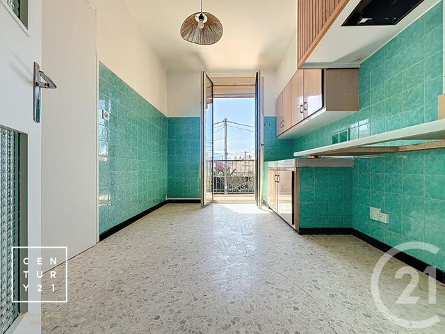 maison à louer - 3 pièces - 72.0 m2 - ILLE SUR TET - 66 - LANGUEDOC-ROUSSILLON - Century 21 Vallée De La Têt