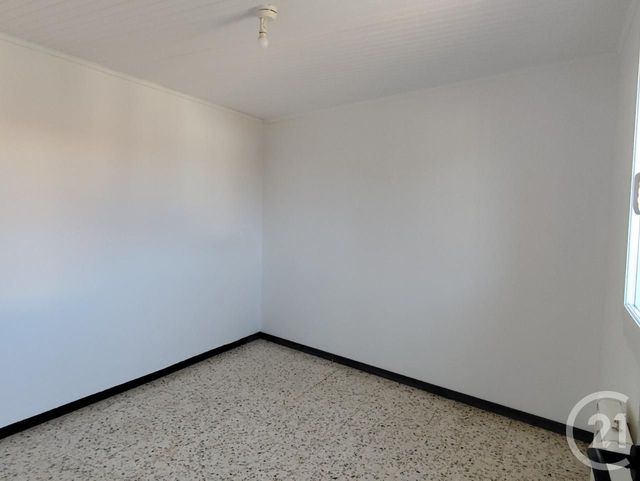 Appartement à louer - 3 pièces - 81.78 m2 - PEZILLA LA RIVIERE - 66 - LANGUEDOC-ROUSSILLON - Century 21 Vallée De La Têt