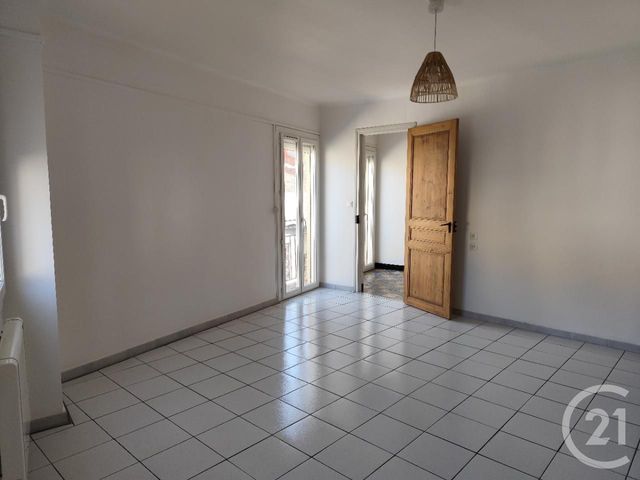 Appartement à louer - 3 pièces - 81.78 m2 - PEZILLA LA RIVIERE - 66 - LANGUEDOC-ROUSSILLON - Century 21 Vallée De La Têt