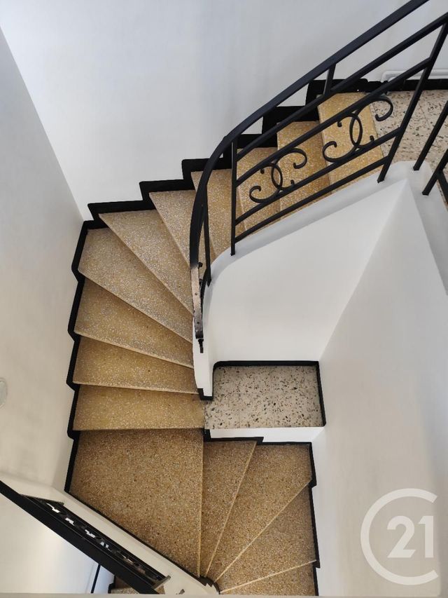 Appartement à louer - 3 pièces - 81.78 m2 - PEZILLA LA RIVIERE - 66 - LANGUEDOC-ROUSSILLON - Century 21 Vallée De La Têt