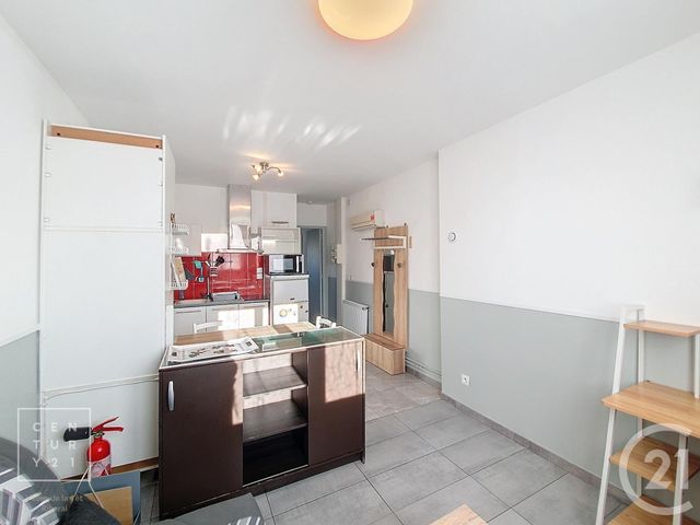 Appartement F1 à louer - 1 pièce - 25.0 m2 - ST ESTEVE - 66 - LANGUEDOC-ROUSSILLON - Century 21 Vallée De La Têt