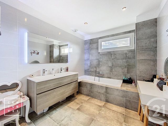 maison à vendre - 5 pièces - 126.0 m2 - ST FELIU D AVALL - 66 - LANGUEDOC-ROUSSILLON - Century 21 Vallée De La Têt