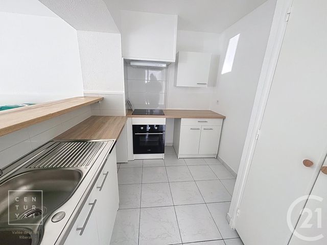 Appartement F3 à louer - 3 pièces - 67.0 m2 - ILLE SUR TET - 66 - LANGUEDOC-ROUSSILLON - Century 21 Vallée De La Têt