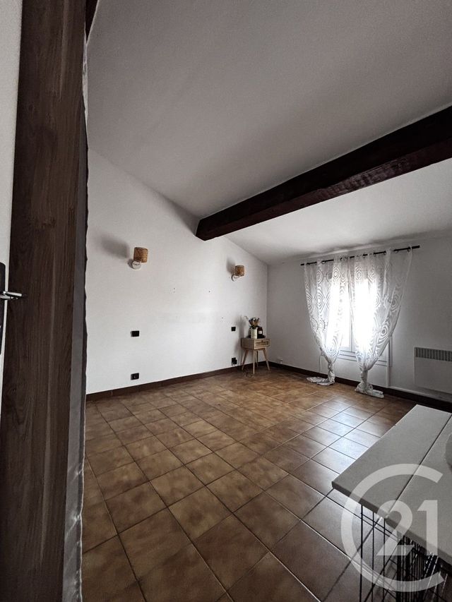 Appartement F3 à louer - 3 pièces - 58.0 m2 - TOULOUGES - 66 - LANGUEDOC-ROUSSILLON - Century 21 Vallée De La Têt