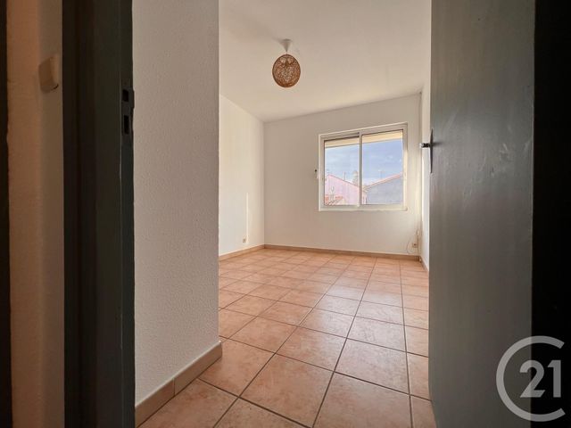 Appartement F3 à louer - 3 pièces - 80.0 m2 - PERPIGNAN - 66 - LANGUEDOC-ROUSSILLON - Century 21 Vallée De La Têt