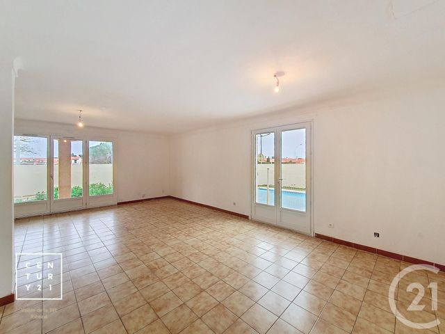 maison à louer - 5 pièces - 148.92 m2 - ST ESTEVE - 66 - LANGUEDOC-ROUSSILLON - Century 21 Vallée De La Têt