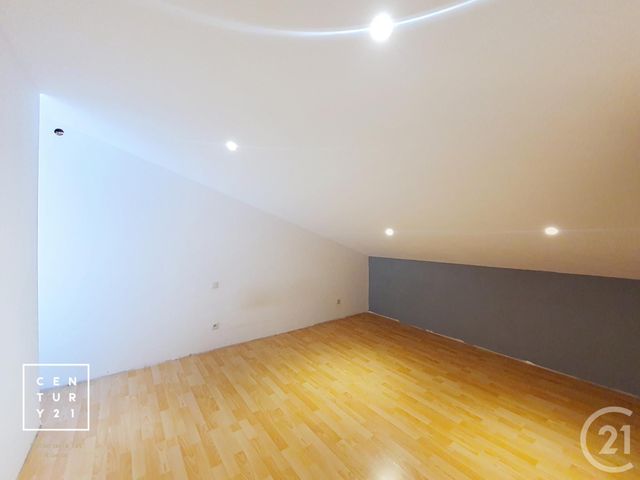 maison à louer - 5 pièces - 148.92 m2 - ST ESTEVE - 66 - LANGUEDOC-ROUSSILLON - Century 21 Vallée De La Têt