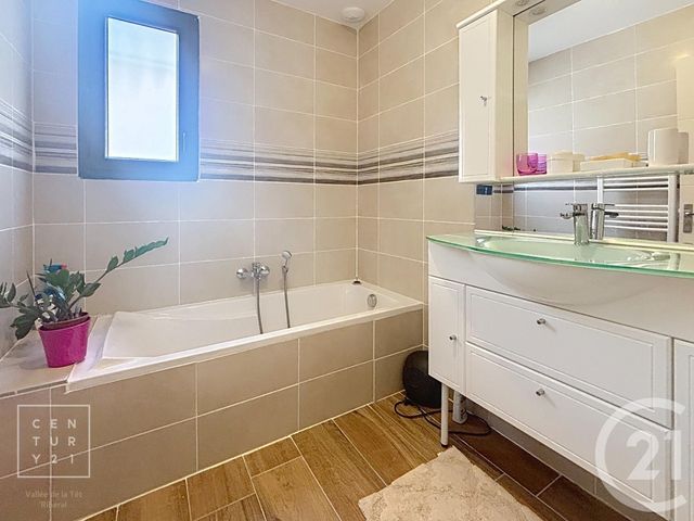 maison à louer - 4 pièces - 80.0 m2 - THUIR - 66 - LANGUEDOC-ROUSSILLON - Century 21 Vallée De La Têt