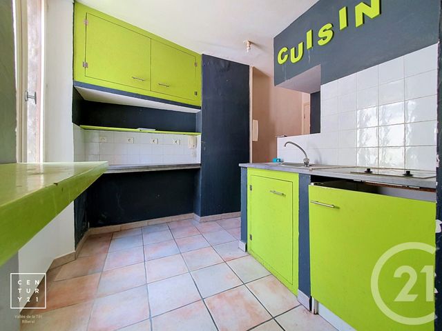 Appartement T2 à louer - 2 pièces - 40.75 m2 - ESTAGEL - 66 - LANGUEDOC-ROUSSILLON - Century 21 Vallée De La Têt