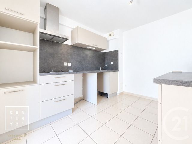 Appartement F4 à louer - 4 pièces - 86.0 m2 - ST ESTEVE - 66 - LANGUEDOC-ROUSSILLON - Century 21 Vallée De La Têt