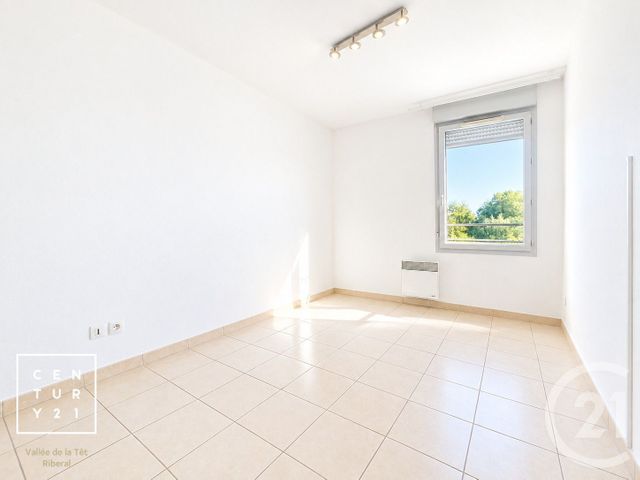 Appartement F4 à louer - 4 pièces - 86.0 m2 - ST ESTEVE - 66 - LANGUEDOC-ROUSSILLON - Century 21 Vallée De La Têt