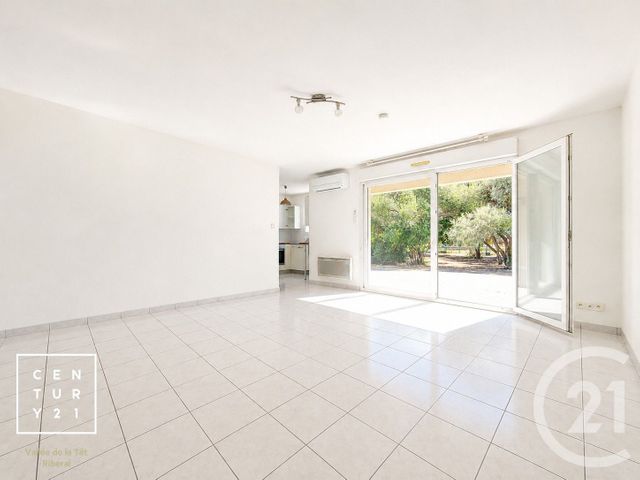 Appartement T3 à louer - 3 pièces - 62.4 m2 - ST ESTEVE - 66 - LANGUEDOC-ROUSSILLON - Century 21 Vallée De La Têt