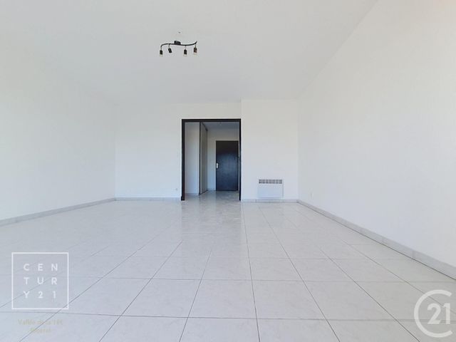 Appartement F3 à louer - 3 pièces - 63.0 m2 - ST ESTEVE - 66 - LANGUEDOC-ROUSSILLON - Century 21 Vallée De La Têt