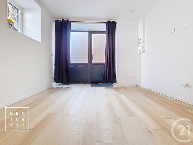 Appartement F1 à louer - 1 pièce - 17.0 m2 - ILLE SUR TET - 66 - LANGUEDOC-ROUSSILLON - Century 21 Vallée De La Têt